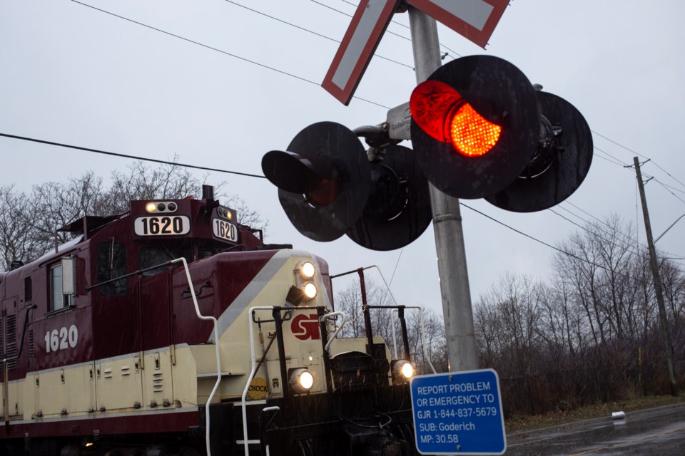 cityofguelph's tweet photo. Every rail crossing in North America has a 24-hour toll-free emergency number posted on a blue and white sign. If you ever see something unsafe around the tracks, call immediately #RailSafetyWeek2022 Learn more: https://t.co/1NhSJP2hNV https://t.co/9mI5sXqnwj