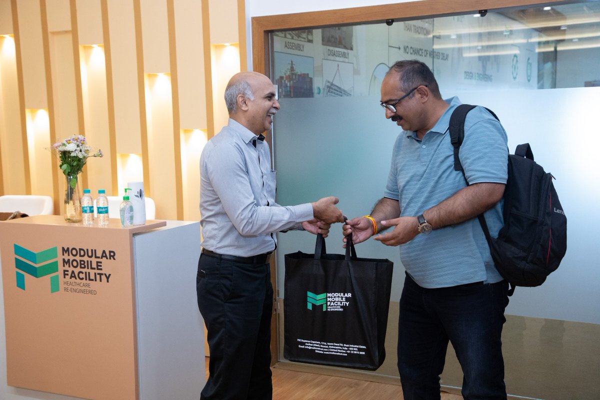 pharma_access's tweet image. Browse through the pics with Mr. Prashant Saxena from Piramal Pharma Solutions on the launch of Modular Mobile Facility. We are filled with gratitude.
We help in easy setup of Pharmaceutical Facility, right from Fabrication to Installation!
#PharmaProjects #Pharmaceutical