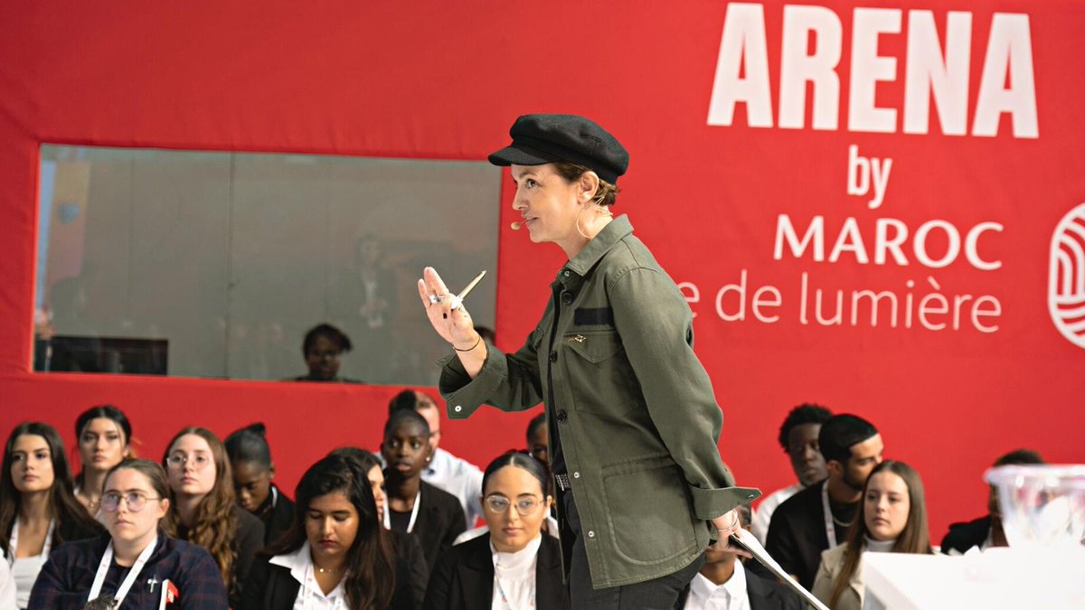 Sophie Jovillard, marraine de la #TravelAgentsCupJunior accueille l'ensemble de nos participants dans une ambiance bienveillante et chaleureuse 😇 💜.
Un grand moment pour cette dernière journée d'#IFTM2022.