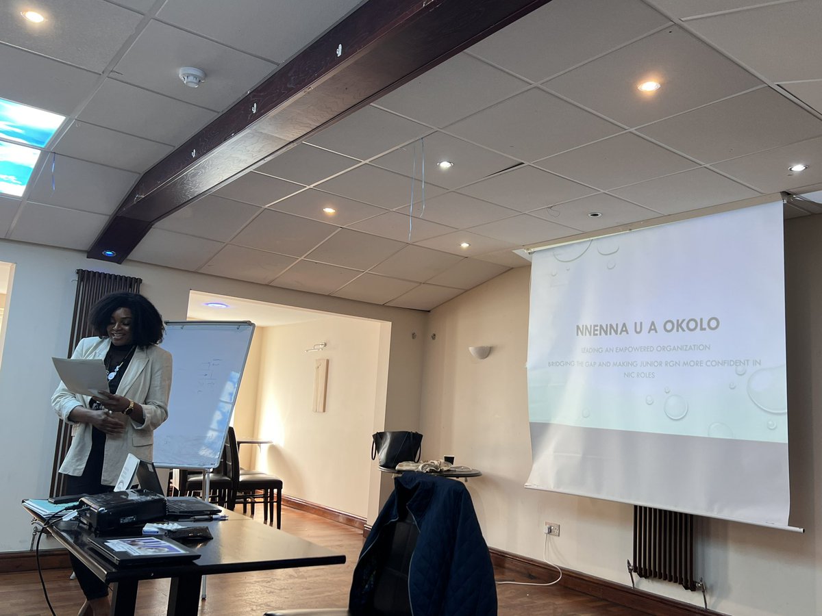 NUH_LEO's tweet photo. Nnenna from @NUHSurgery @nottmhospitals  #LEO project looks at bridging the gap 4 junior RGN to step up and take the nurse in charge role on C30 level 1 unit. #decisionmaking #BCPs #mentorship #ptsafety @MelvinWar2004 @bella_dorman #support #staffwellbeing #management #rolemode https://t.co/K9xWiTPdmZ