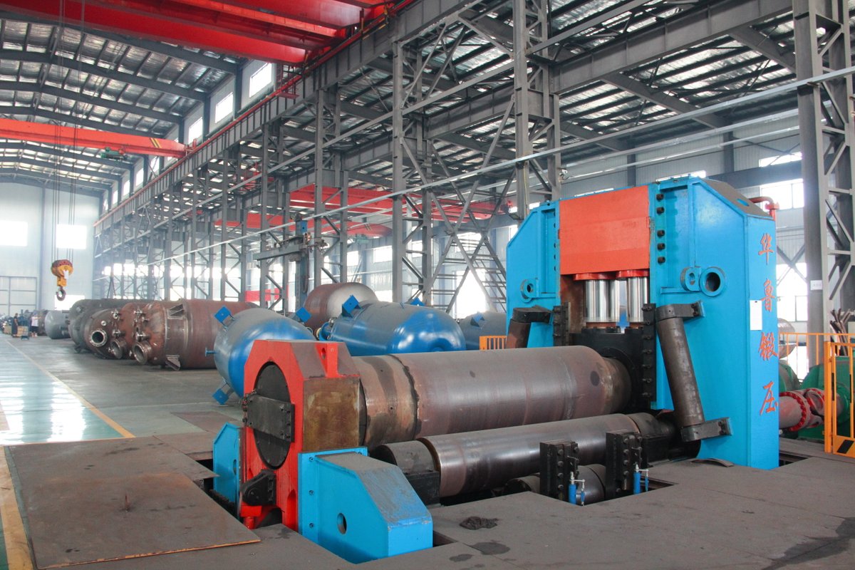 HXCHEM_GROUP's tweet image. HXCHEM The photo of daily production in the plant.  Welcome to our website to get more information: huixinchem.cn #labreactor #chemicalreactor #reactormanufacturer
