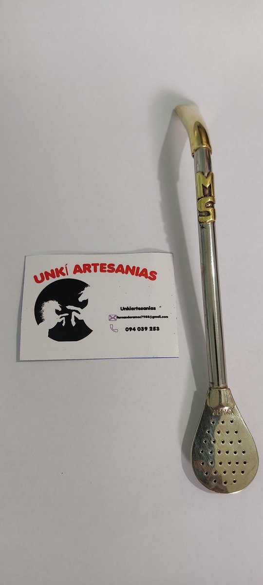Regalo en la consulta. Siempre que me traen algo me descoloca. Nunca estoy preparado para recibir algo porque nunca espero nada.