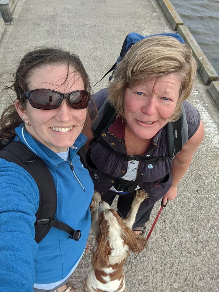 LancasterJane13's tweet image. Three years ago in Oct 2019 I walked the Pilgrims way to the holy island of Lindisfarne barefoot, 
with my friend @cmacleodnolan &amp;amp; deputy dog Rosie. The dog was appalled at the black mud. #pilgrimsway #lindisfarne #northumberland @northcoastaonb @NE_Northumbria @lindisfarne_nnr