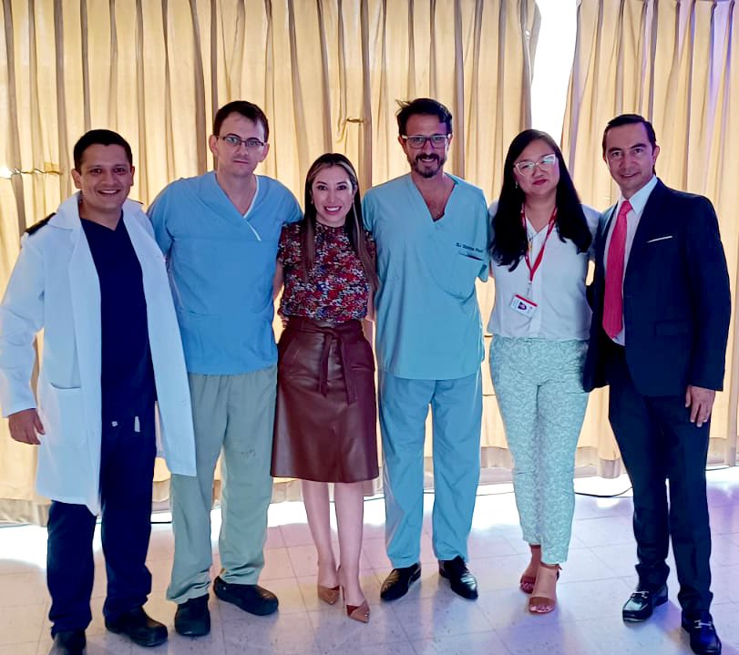 davidrecinosmd's tweet photo. En nombre de @AUrologia quiero agradecer a @MSGONZALEZURO, @urojavo y @HugoLopezRamos su excelente participación como conferencistas en 1er curso de enucleacion transuretral de próstata en Centroamérica.  #holep #UroSoMe #hpb #enucleacion #bilep #auca #cau https://t.co/ngTl2LfyqO