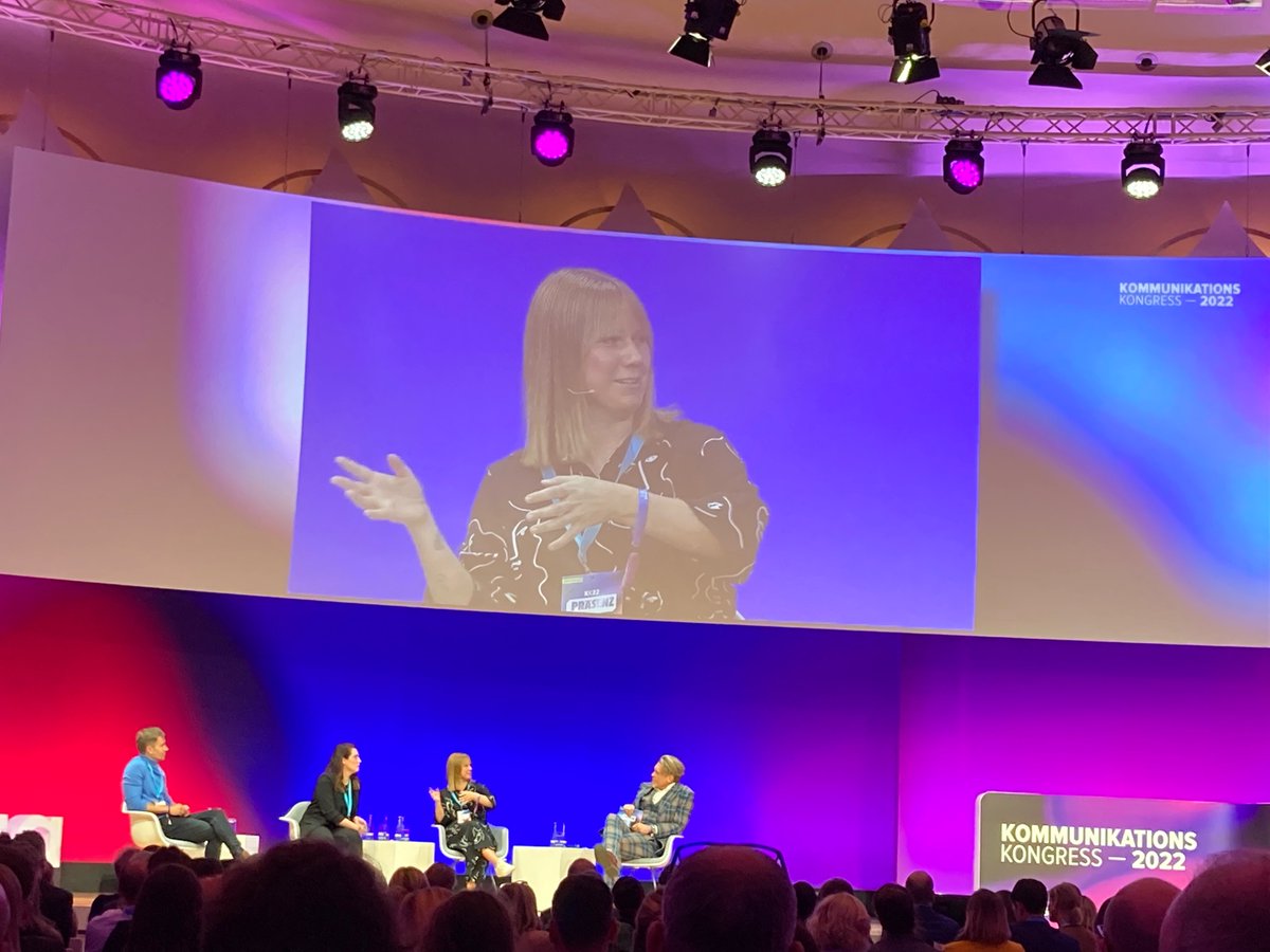 Kommunikationskongress (@kkongress) on Twitter photo "Ich habe nie behauptet, Journalistin zu sein. Ich äußere meine Meinung. Aber ich bin auch der Ansicht, dass es objektiven Journalismus als solchen nicht gibt", sagt #LouisaDellert in der Diskussion mit <a href="/MickyBeisenherz/">Micky Beisenherz 🍌</a>, <a href="/Hoellenaufsicht/">Mareile 🤌🏻</a> und <a href="/hajoschumacher/">Hajo Schumacher</a>. #KKongress22 "Ich habe nie behauptet, Journalistin zu sein. Ich äußere meine Meinung. Aber ich bin auch der Ansicht, dass es objektiven Journalismus als solchen nicht gibt", sagt #LouisaDellert in der Diskussion mit <a href="/MickyBeisenherz/">Micky Beisenherz 🍌</a>, <a href="/Hoellenaufsicht/">Mareile 🤌🏻</a> und <a href="/hajoschumacher/">Hajo Schumacher</a>. #KKongress22