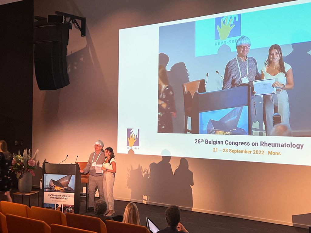 Silvia Monteagudo (@silviamonteag) on Twitter photo Congratulations to our PhD students <a href="/ReemAssi1/">Reem Assi</a> and <a href="/JolienQuintiens/">Jolien Quintiens</a> for their deserved awards in the Belgian Congress of Rheumatology <a href="/TissueHomandDis/">Rik Lories</a> <a href="/DevReg_KULeuven/">Dept of Development and Regeneration - KU Leuven</a> #proudsupervisors Congratulations to our PhD students <a href="/ReemAssi1/">Reem Assi</a> and <a href="/JolienQuintiens/">Jolien Quintiens</a> for their deserved awards in the Belgian Congress of Rheumatology <a href="/TissueHomandDis/">Rik Lories</a> <a href="/DevReg_KULeuven/">Dept of Development and Regeneration - KU Leuven</a> #proudsupervisors