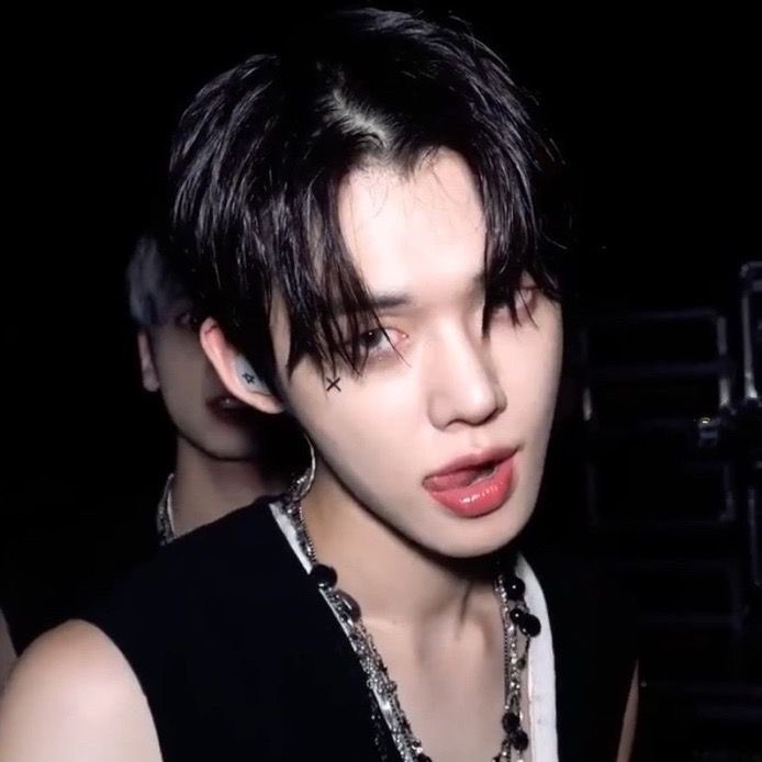 yeonjjuniex's tweet photo. A yeonjun thread that will make your heart explode as you scroll down : https://t.co/mIaH4FkG3C