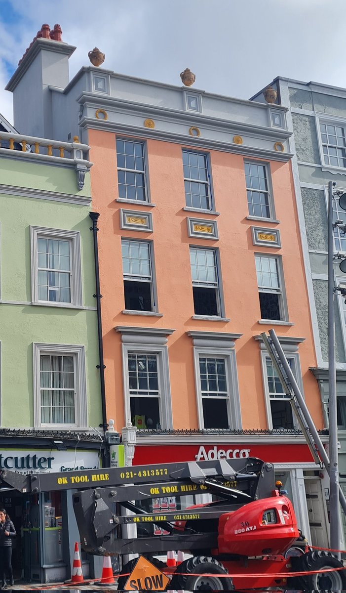 Treb_Cork's tweet photo. First class restoration work completed on this Grand Parade property. The owner has gone to great lengths to reinstall the chimney, add architectural ornaments and window moldings. Just shows what can be achieved with a little thoughtfulness and imagination https://t.co/UsYIVwgvwh