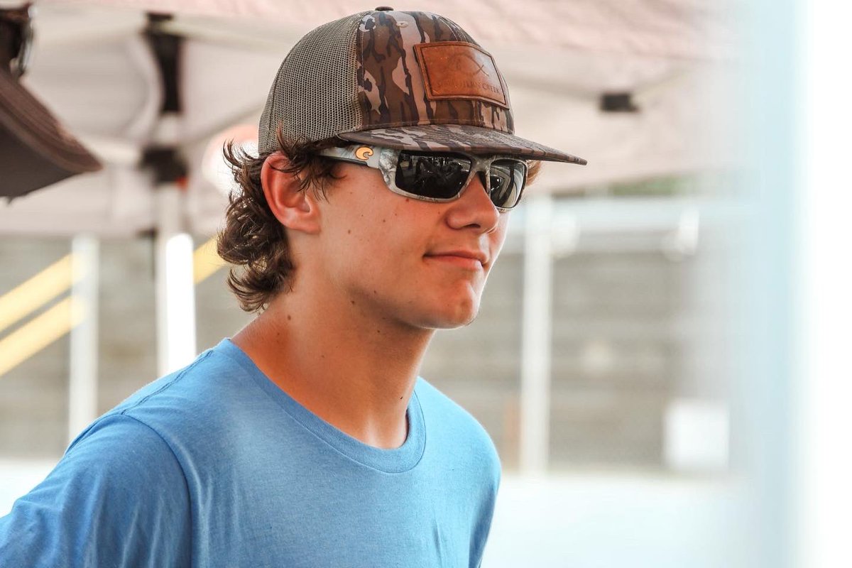 Sending out a very special Happy Birthday to the man himself, Bryson Shaffer! Join us in wishing him a Happy Birthday!