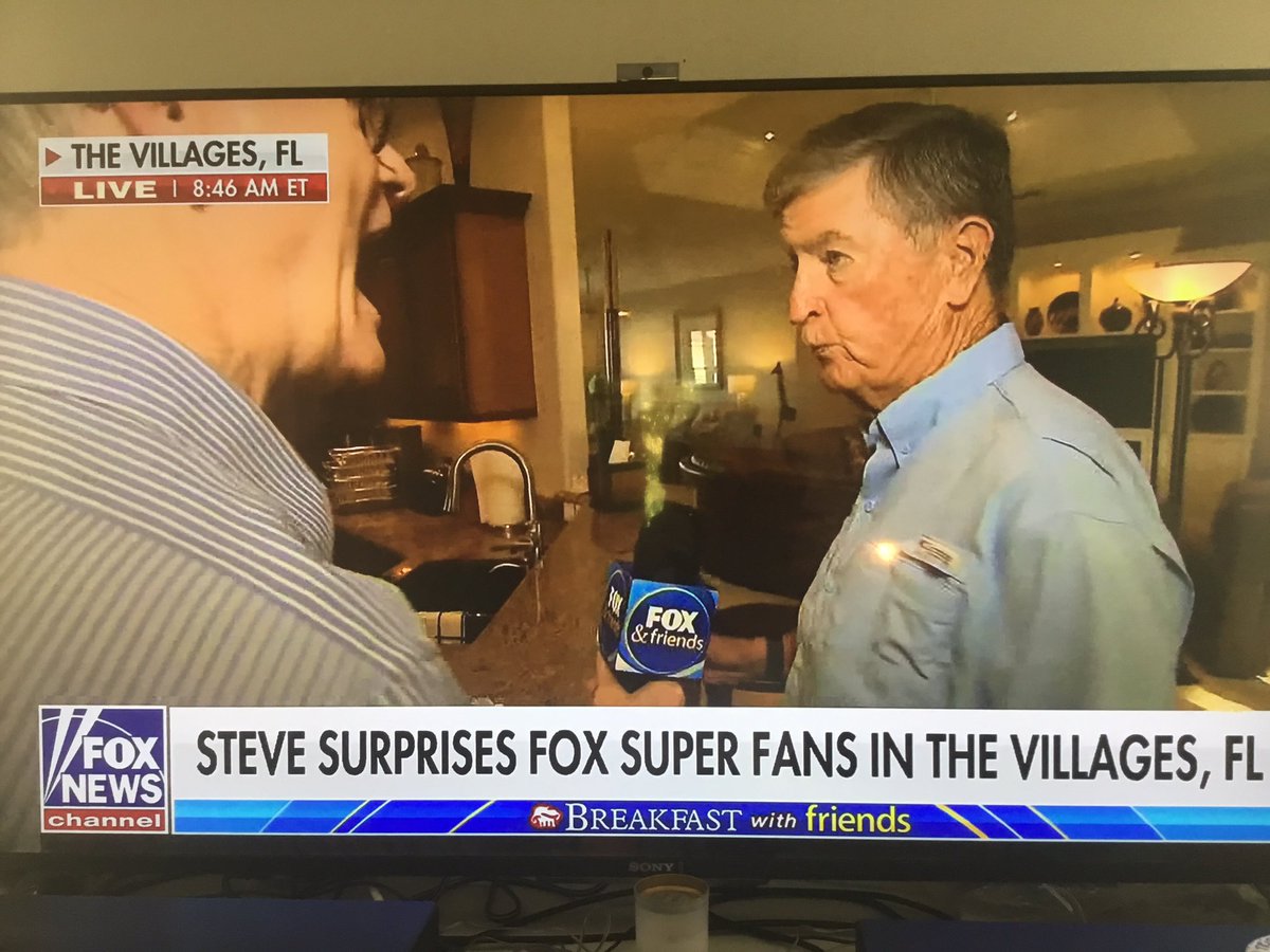 BernieConnor9's tweet image. And meanwhile,#SteveDoocy “surprises FOX super fans in #TheVillages Fla.” Dreams do come true in The Villages! And now segue into border crisis and fentanyl. @foxandfriends