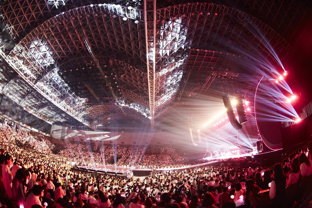 Hacomati796's tweet photo. 蓮くんの地元福岡でJO1のライブ行ってきたー!
センステ近すぎて神すぎた♥
蓮くんかっこよすぎるし可愛すぎた〜〜

1番記憶に残っているのは瑠姫さんがクンチキタで暴れ狂ってたのと拓実がクネクネしてたこと

#JO1_ARENA_TOUR_0921 
#マリンメッセ福岡 
#川尻蓮 https://t.co/kGFQwCyZFY