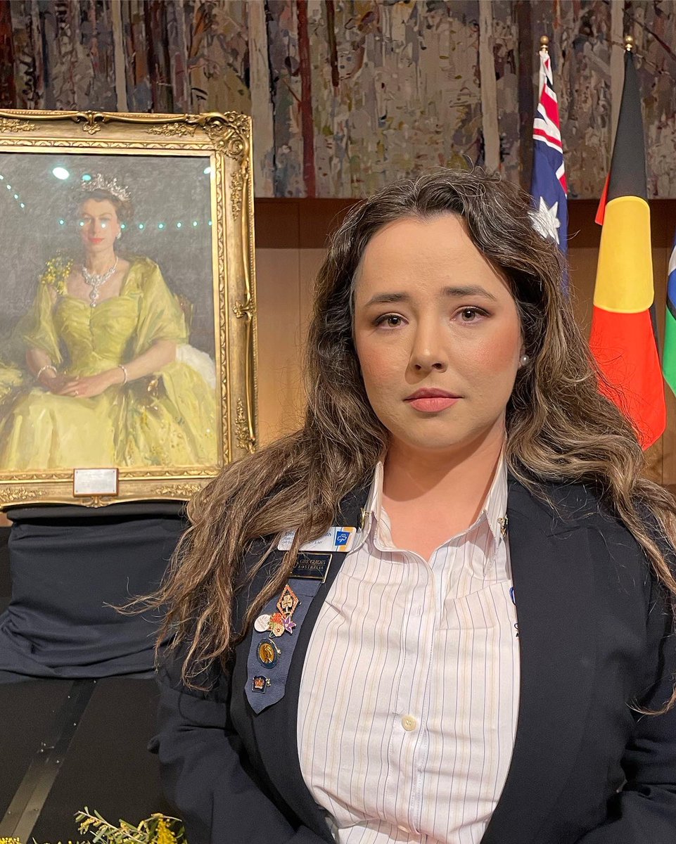 EmMiltonSmith's tweet photo. Honoured to attend the National Memorial Service for Her Majesty The Queen at Parliament House in Canberra. In uniform, I signed the book of condolences on behalf of @girlguidenswact @QueensLeaders&amp; @queenscomtrust 
The Queen’s service to others remains a guiding light for us all https://t.co/Ae2hL2z9hy
