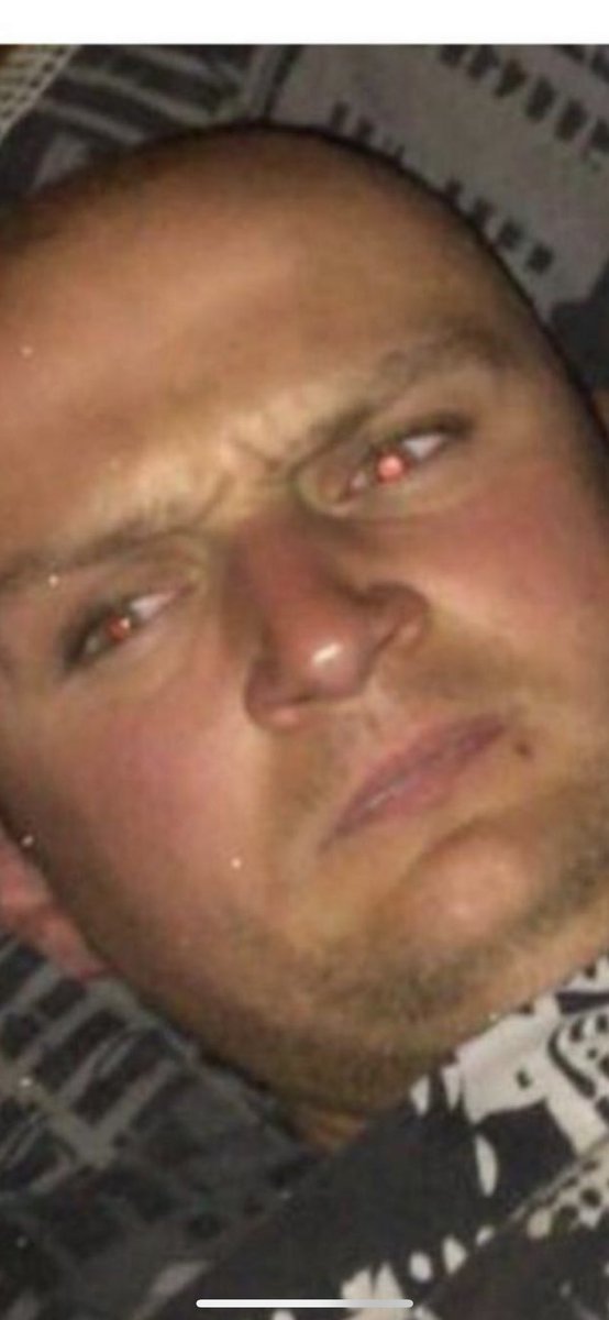 bigdancfc's tweet photo. Happy Birthday @ashmills1995 have a goodun pal👍🏻 https://t.co/G17ArSAVr8