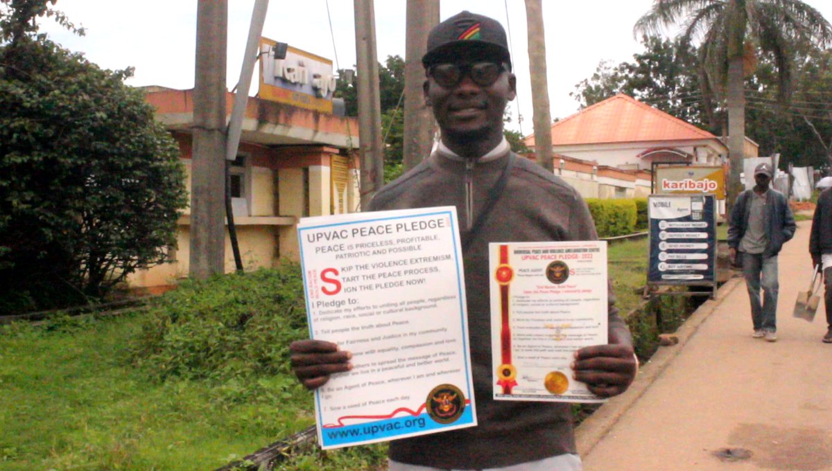 UPVAC1's tweet photo. International Day of Peace 2022
Signing of Peace Pledge by community members

#upvac @UPVAC1 @_AfricanUnion @UN @burningpot79 @UNHumanRights @UNDPPA @smartaidint @PLSPeaceAgency @PeaceCorps https://t.co/afgQGmDD77