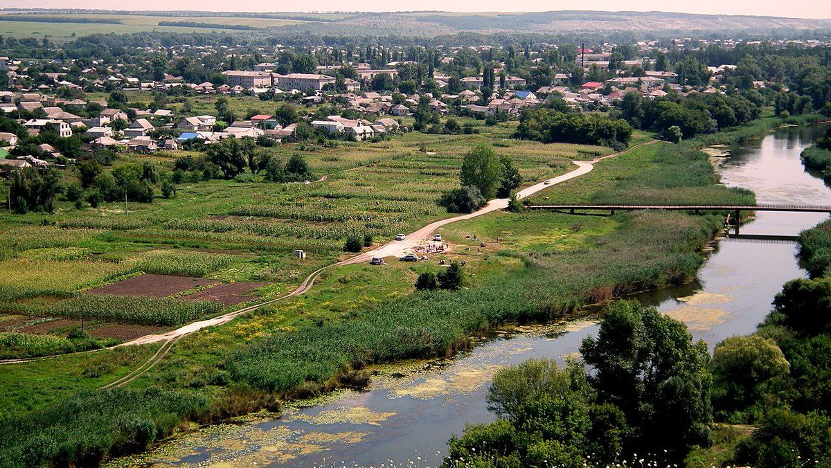 _Denyshchenko's tweet photo. The view of #Novopskov from the chalk mountain.
#Luhanshchyna is #Ukraine!
#Luhansk oblast #StandWithUkraine #StopRussia #UkraineWar #UkraineRussianWar
#StandUpForUkraine #warinUkraine
#StopRussianAgression #StopWar #SaveUkraine #SupportUkraine #UkraineWillWin https://t.co/WSvTtPi1iH