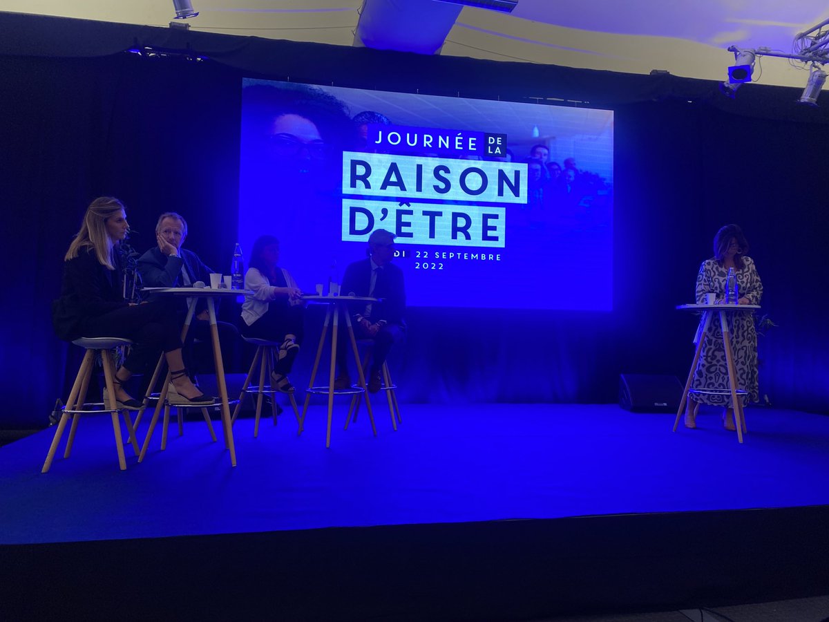PailhesPhilippe's tweet photo. Journée de réflexion sur la raison d’être du #notariat ou comment avoir une réelle utilité sociétale et environnementale .
Une dimension nouvelle de notre profession. https://t.co/ah5XW7KRGS