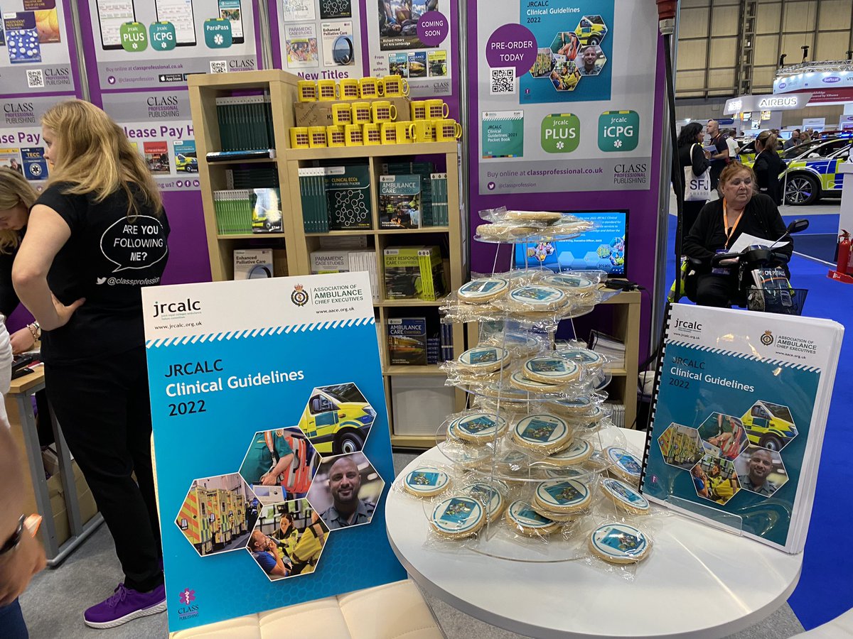 classprofession's tweet photo. It’s been quite eventful this year at #ESS22! We’ve held two successful pre-launches and one successful launch over the two days. Many thanks to all those who came along and bought some books. 📚☺️ https://t.co/HMmGT92zST