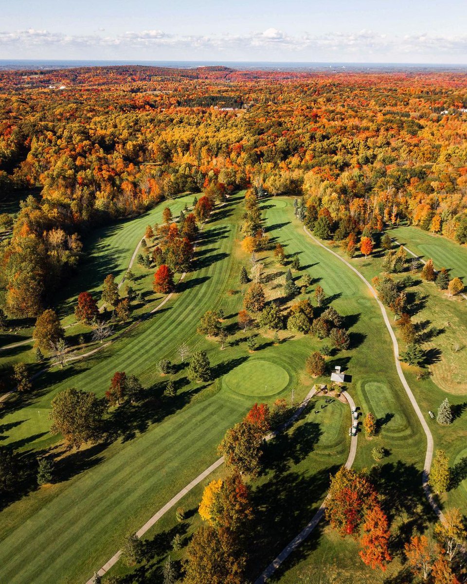 Fall golf is finally here. 😍 (📸: IG/ ohiojohnny)