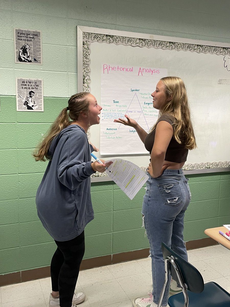 _Mrs_Roberge's tweet photo. Rhetorical Triangle in the making! These AP kiddos are already putting in the work 💪🏼💛💜 https://t.co/Ap8kmC4OGM