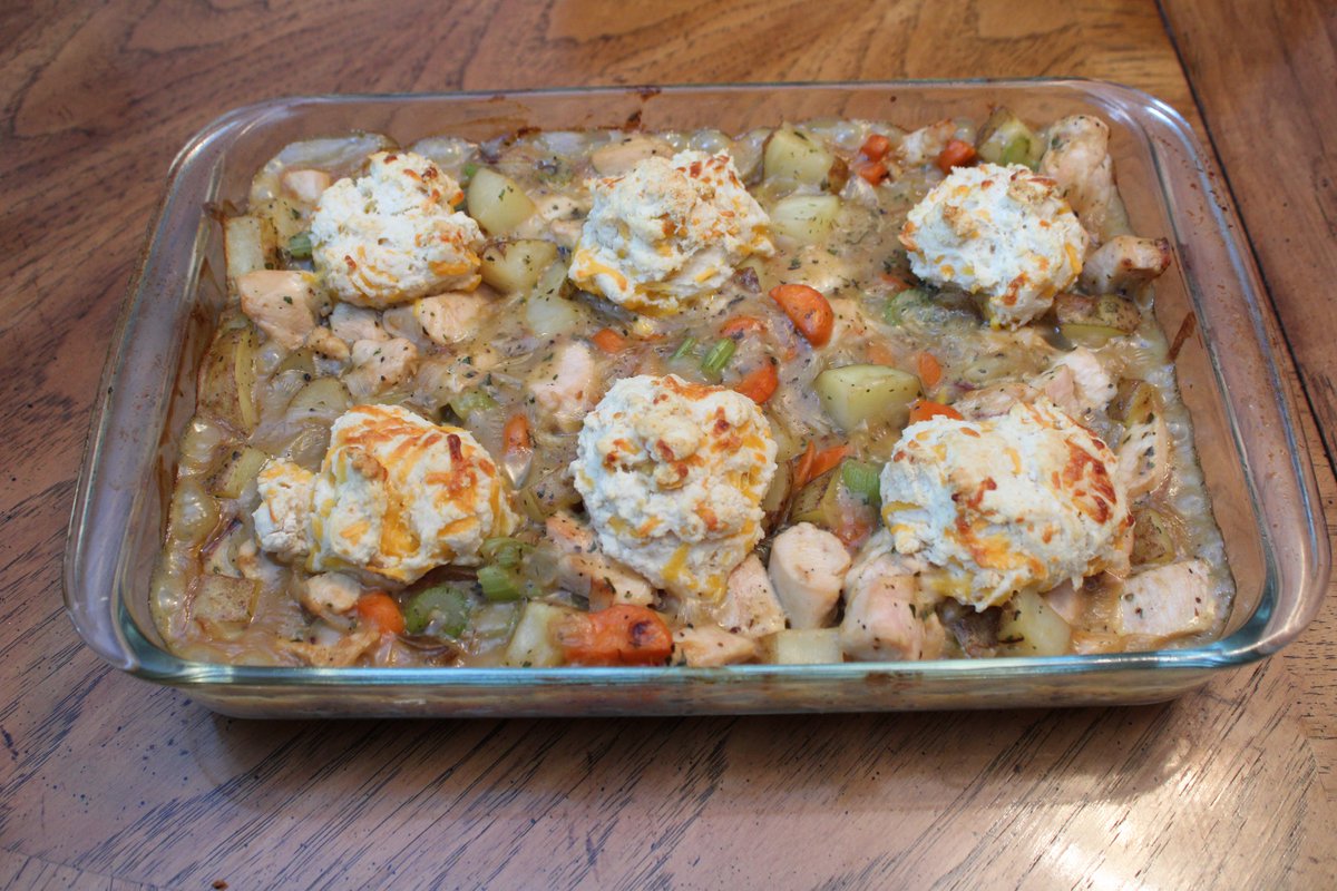 FreshCookedFun's tweet image. Growing up I always loved the &quot;homestyle bake&quot; boxes you could get.   I like to re-make those with fresh stuff from my garden.   Tasted great btw.