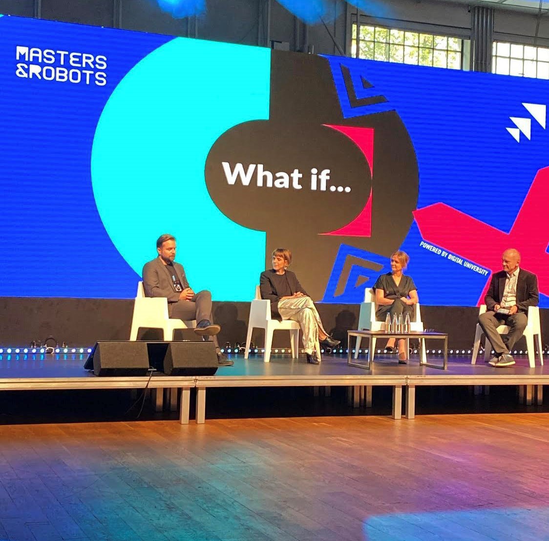 4CF_foresight's tweet photo. A Human in the City of the Future is being now discussed during Masters&amp;Robots, moderated by @DariuszRosiak and with particpation of @nosarzewski4CF, Jo Jurga, Karolina Zdrodowska.

#cityplanning #future #citiesofthefuture #humanity https://t.co/A0QZ67Zlnw