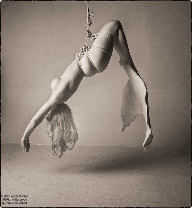 Mermaid vibes, tied up in shabari!!! I got all excited about this especially the way the sharbri guy