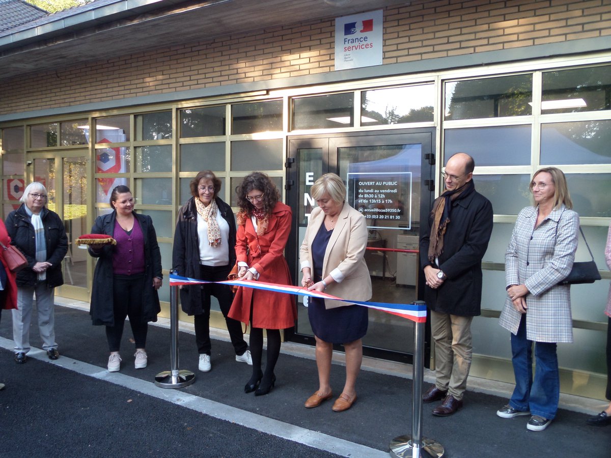 Amélie Puccinelli, sous-préfète, secrétaire générale adjointe de la préfecture du #Nord, a inauguré ce matin l'espace #FranceServices de #SaintAndrélezLille porté par le centre communal d'action sociale. Dans le Nord, 49 France services sont ouvertes 👉 bit.ly/3zg3m8V