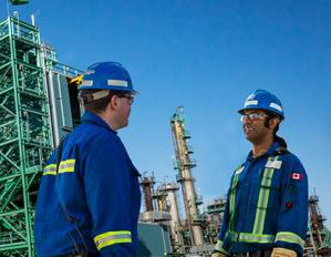 CoopRefinery's tweet photo. TBT - In the beginning, our Refinery employed a small handful of people. Today, we boast a workforce of more than 900 talented women &amp; men. Together, We Fuel Western Canada. https://t.co/TI1R2SXTEF