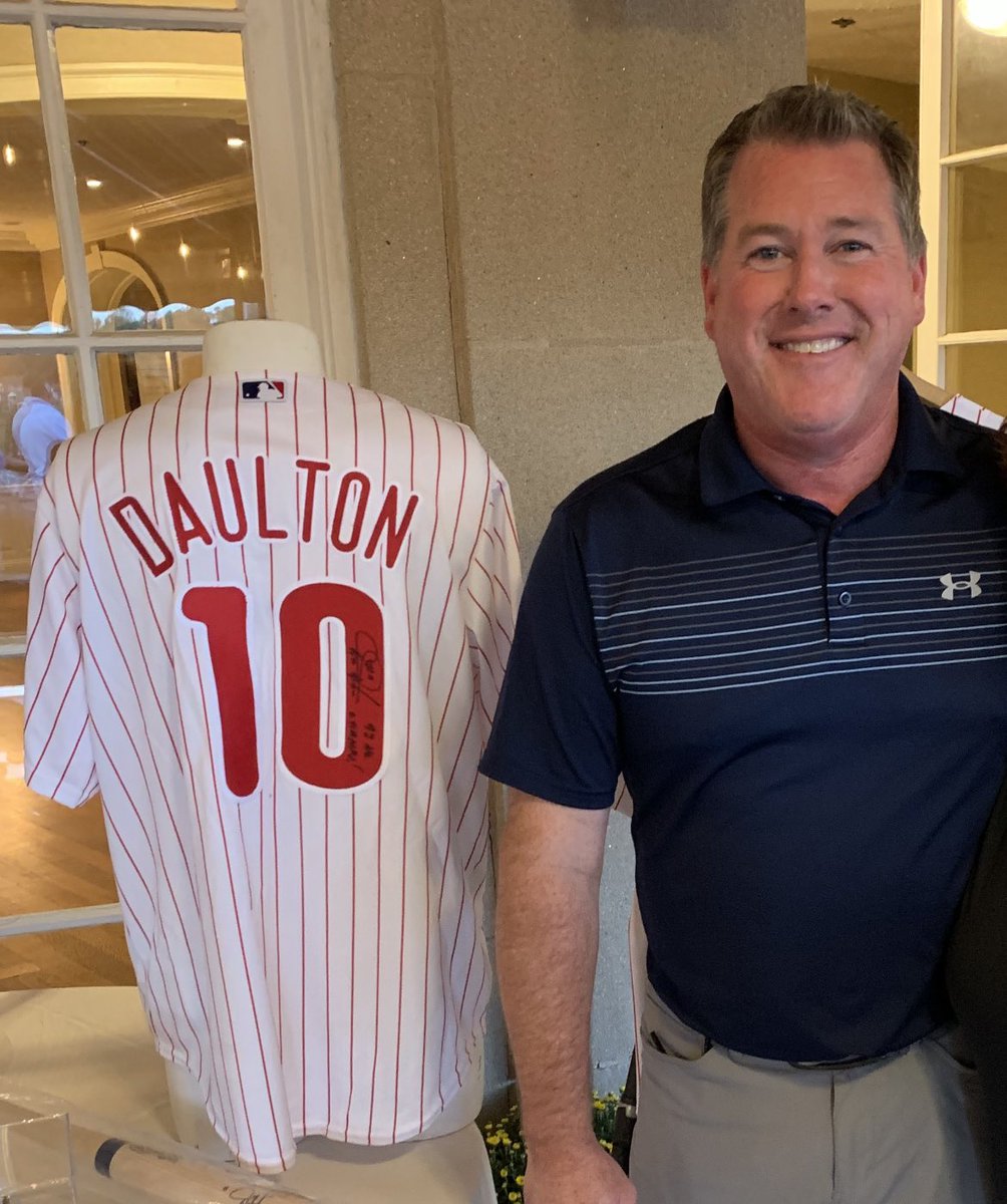 TheDDFoundation's tweet photo. Wishing the happiest of birthdays to our bud, @glovestoriespod @GMurphPhils !

Thanks for all of the support all year long, Murph! 🎂⚾️❤️

#RightOnFightOn
#HappyBirthday
#RadioBooth https://t.co/W2bpAFZfZy