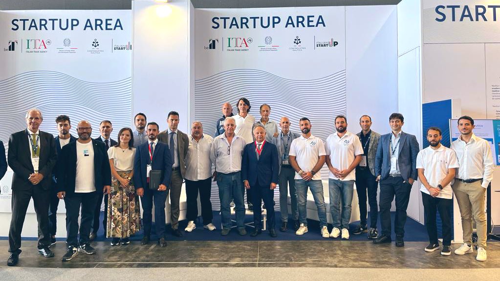 Sostenibilità, propulsione elettrica, economia circolare ➡️ 10 #startup al centro del <a href="/SaloneNautico/">Salone Nautico</a> con #ICE e  <a href="/ConfNautica/">Confindustria Nautica</a>.
