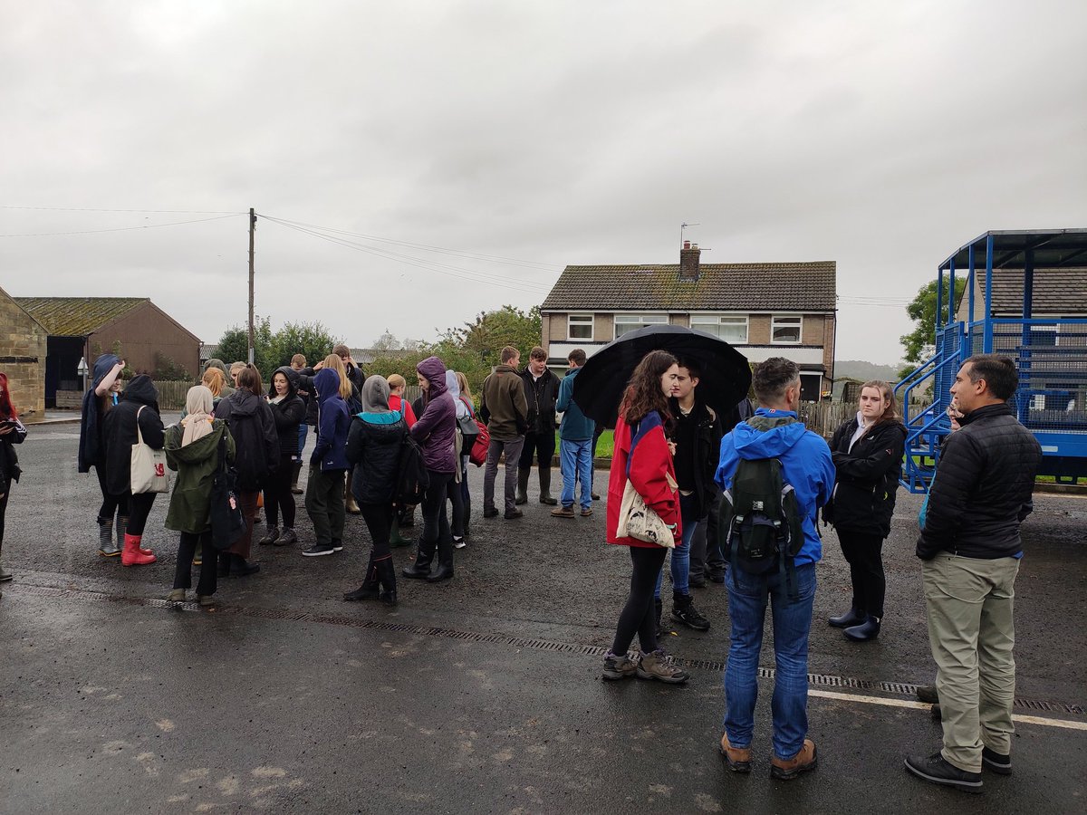 Student induction at the Cockle Park farm... 😎 No spirits were dampened despite the rain 🌧️ @SciencesNCL @asherblab