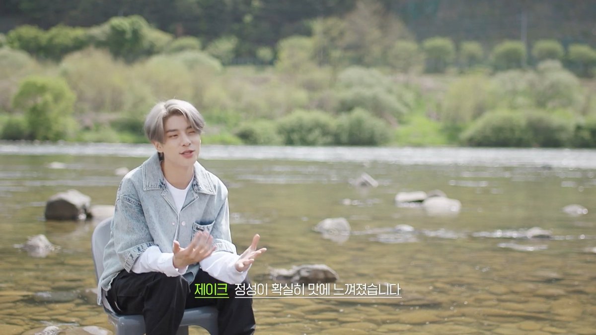 jaeyundoII's tweet image. pretty jake 🤍