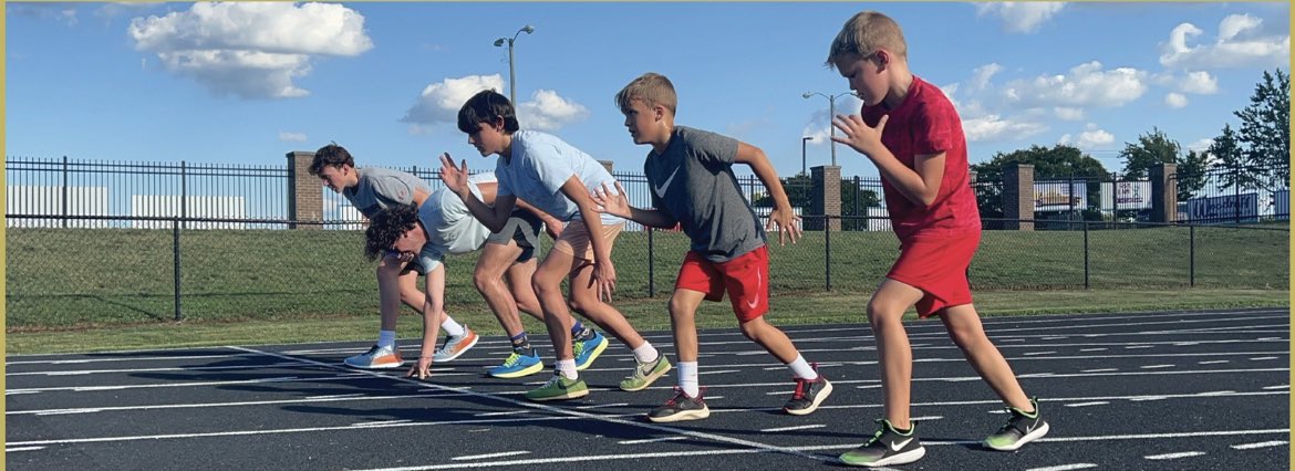 Our athlete training programs is why we are here! This is a group style session that is geared towards anyone looking to improve their overall athleticism. During this 50-minute session, you will gain strength, speed and agility.