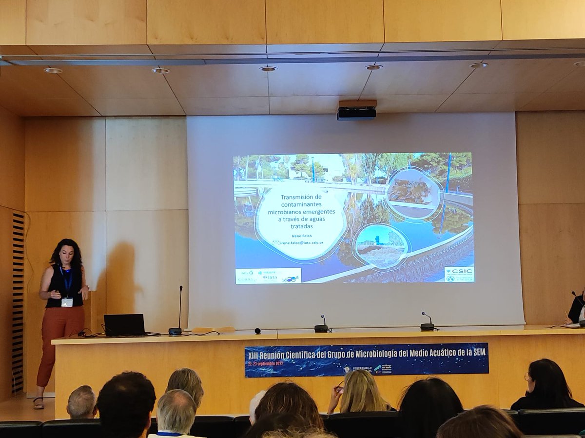 Now, <a href="/Irefalfe/">Irene </a> at the stage! Emerging microbial risks ! Project in collaboration with <a href="/IDAEA_CSIC/">Inst. of Environmental Assessment & Water Research</a>, <a href="/RAznarUV/">Rosa Aznar </a>, <a href="/AALLENDEPRIETO/">ANA ALLENDE</a> and @PilarTruchado