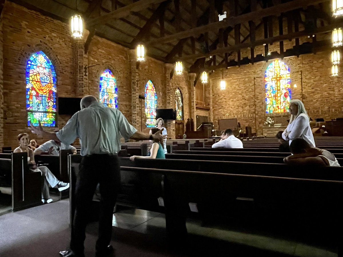 frwopitz's tweet photo. “Sunday worship hour has historically been the most segregated hour of the week”—meeting with a  Glendale methodist church discussing social divisions. “But we’re starting to change that to make our churches more reflective of the diversity of the community” @AICGS https://t.co/rV2Fl8Qf2A