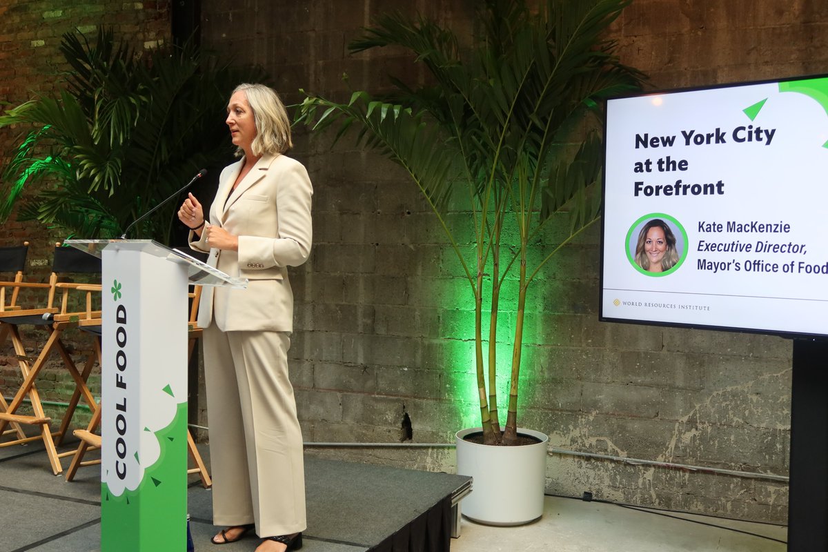 NYCUrbanAg's tweet photo. .@NYCMayor Adams & @NYCFood Director Kate MacKenzie joined #sustainability & healthcare leaders to celebrate the #CoolFoodPledge and the health & climate benefits of plant-forward eating. NYC is the first American city to sign the Pledge! #ItsAboutFood #ClimateWeek #NYCUrbanAg https://t.co/YHKXa9OeZF