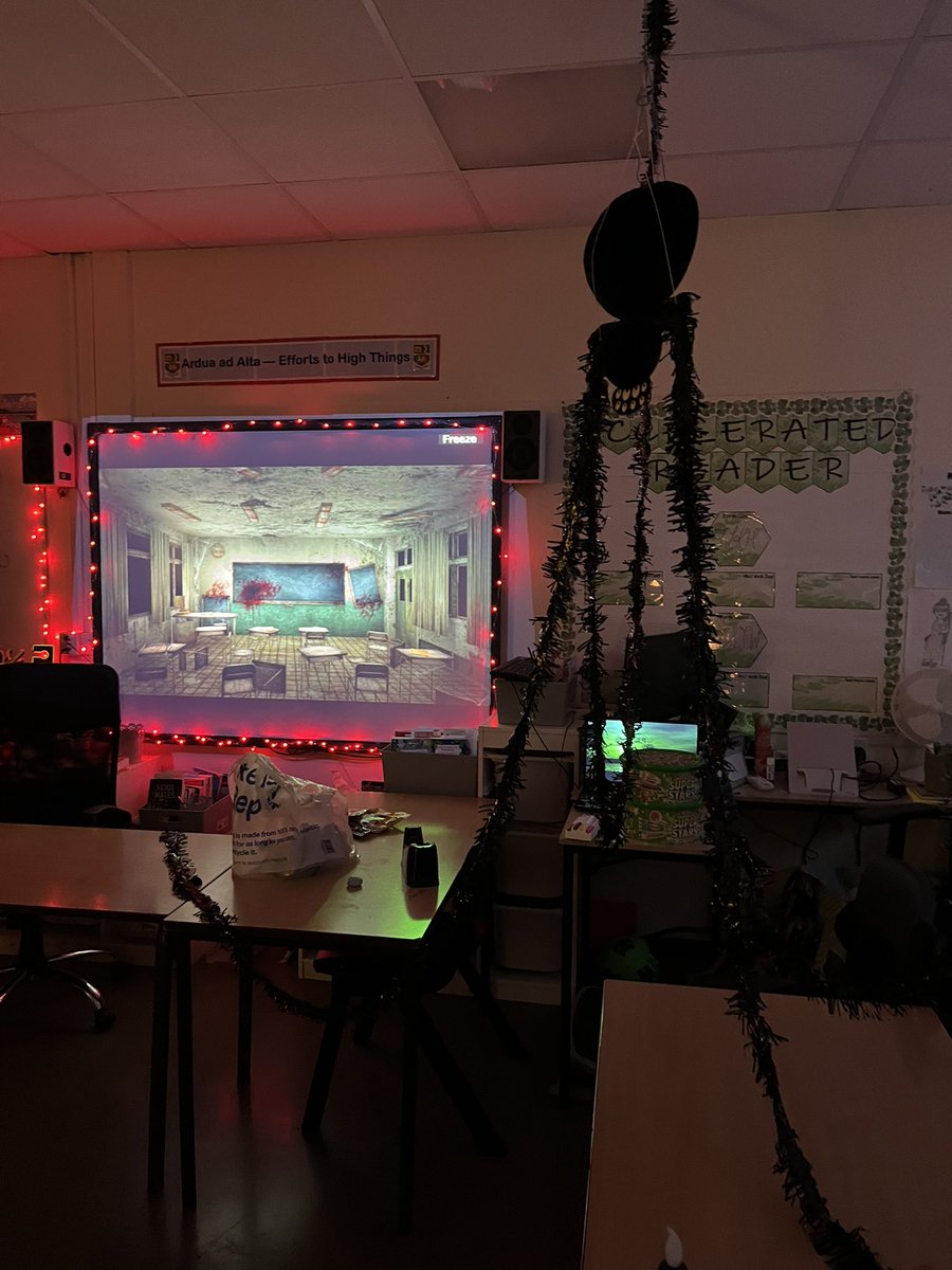 Lliswerry High School English & Language Acq. Team tweet media