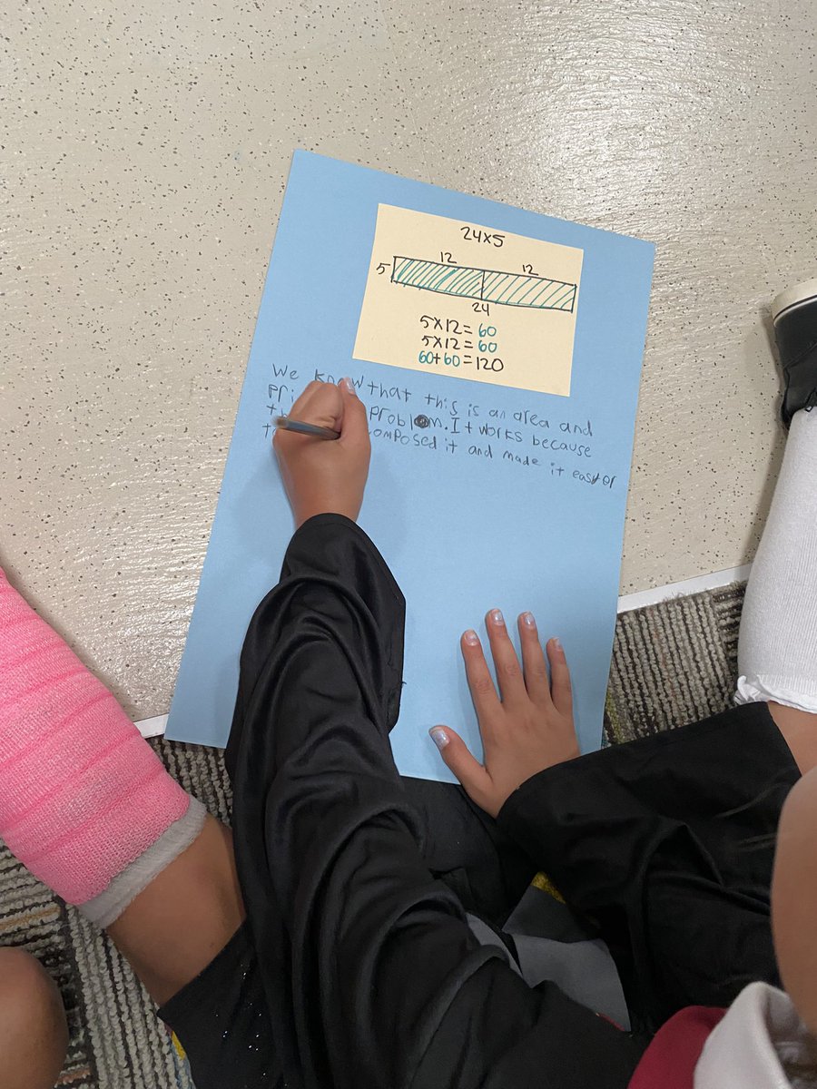 KnightLeeNews's tweet photo. Yesterday we analyzed different models that represented the same problem. Today? We created our own models and spent time giving feedback to our peers on how to improve them! #mindsetmathematics #rjlyear9 https://t.co/NuK3RF1XQo
