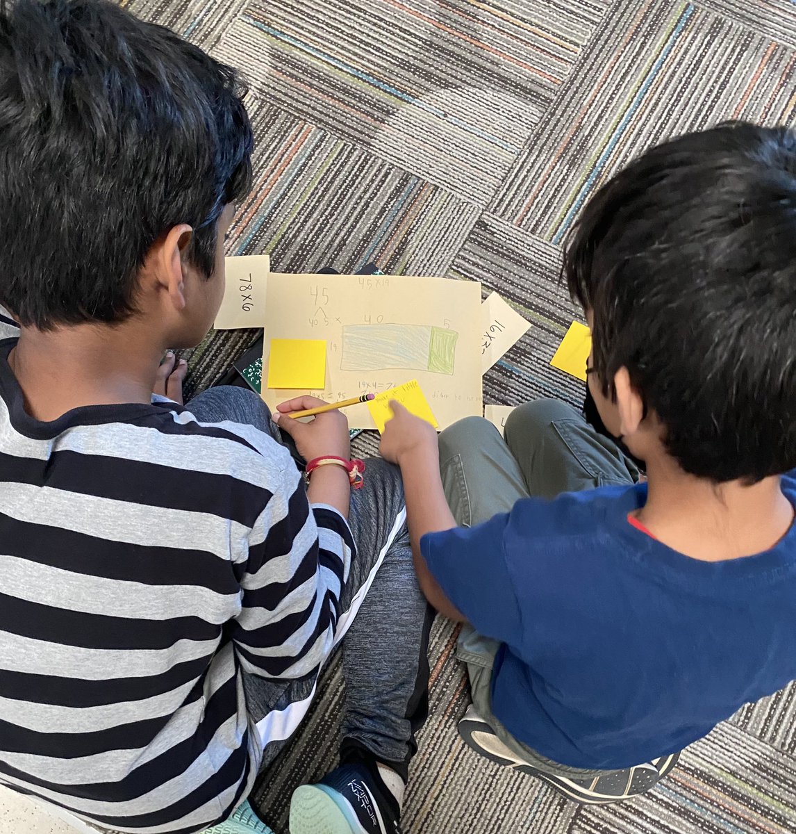 KnightLeeNews's tweet photo. Yesterday we analyzed different models that represented the same problem. Today? We created our own models and spent time giving feedback to our peers on how to improve them! #mindsetmathematics #rjlyear9 https://t.co/NuK3RF1XQo