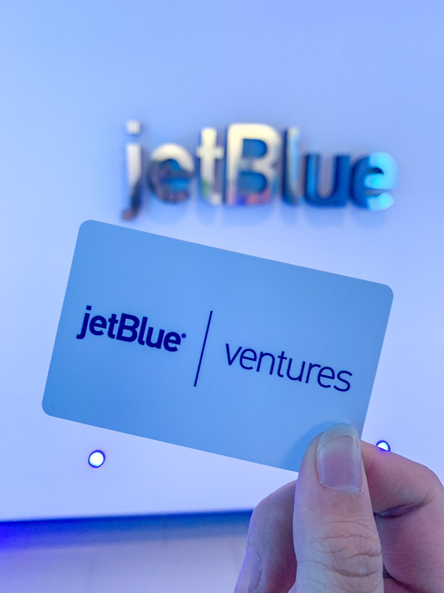 New <a href="/JetBlueVentures/">JetBlue Ventures</a> digital business cards from <a href="/poplco/">Popl</a> looking good 🪪 😎