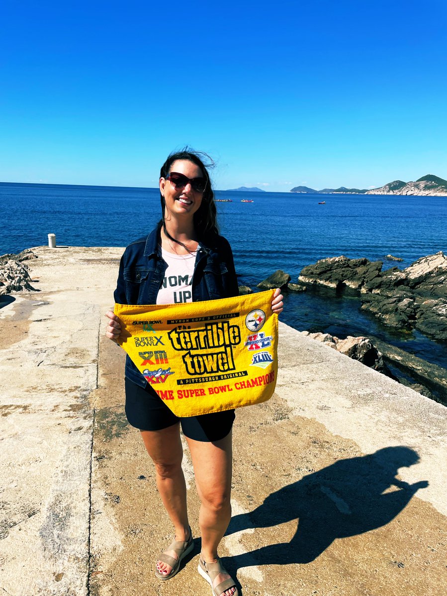 bemichalec's tweet photo. Waving my #TerribleTowel today from Dubrovnik, Croatia! Let’s go Steelers! 🖤💛  @steelers @SteelersUnite https://t.co/ud1hD2BNmM