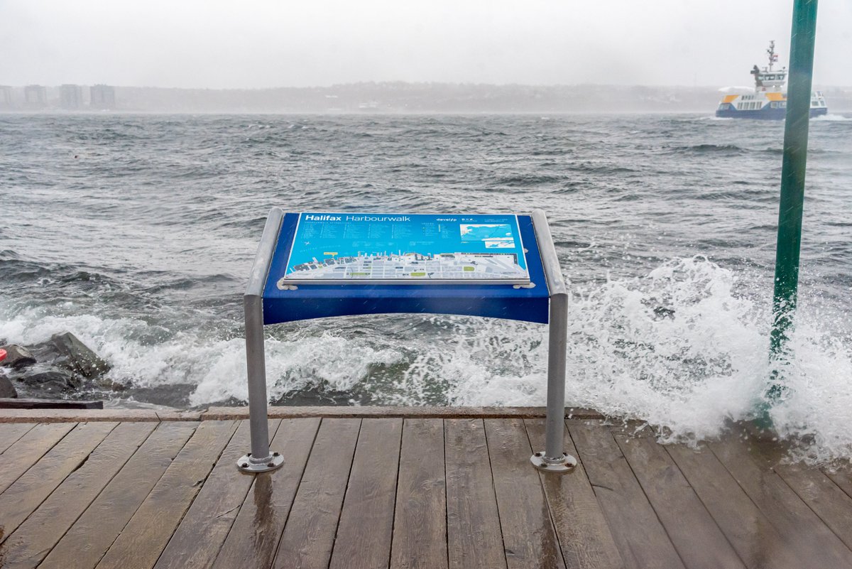 BuildNovaScotia's tweet photo. Hurricane Fiona is expected to hit Halifax tomorrow, with extreme weather conditions continuing through the weekend
 
The water’s edge is a dangerous place to be in a storm. Please avoid the Halifax and Lunenburg waterfronts and Peggy’s Cove this weekend. Stay safe and stay home. https://t.co/iUvBxROYeR