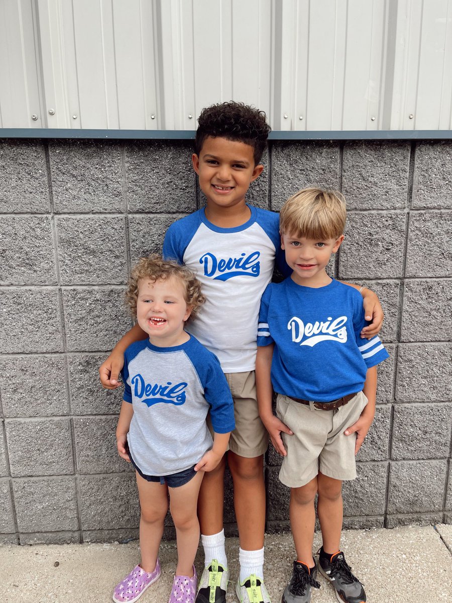 SWlebanon's tweet photo. Weโve got new colors and have restocked some sizes we were out of! We have new long sleeve tees, tees, and crew neck sweatshirts! Come see us before the big homecoming game! #bdp #devilslair #lebanon https://t.co/ZV1g3QivPc
