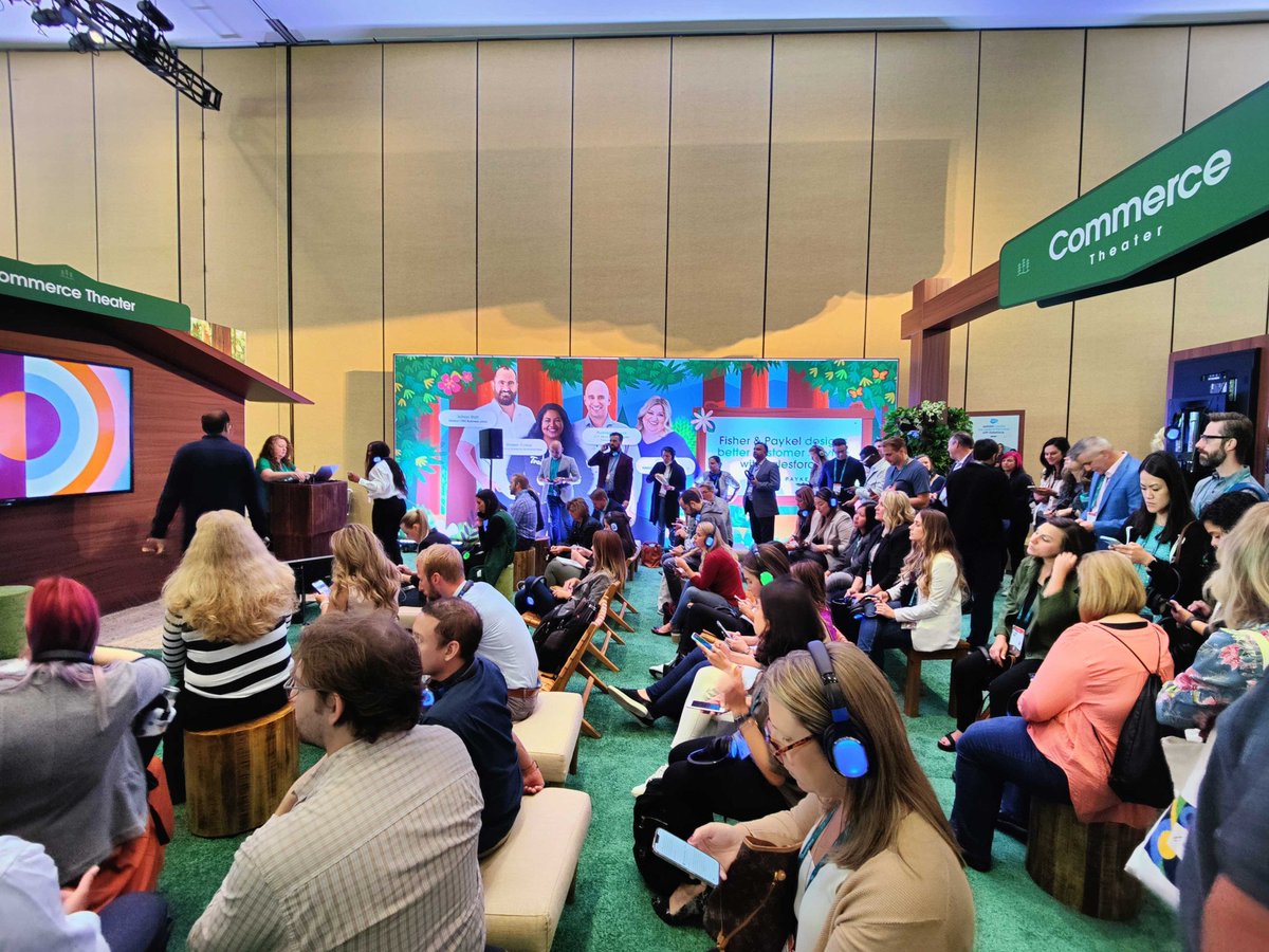 whatfix's tweet photo. It's Day 3 at #DF22 and we are starting with an awesome session 💪
Catch @DaverVispi and Jennifer Bryan, Director Training &amp; Professional Development at @Allstate Benefits, discussing Allstate Benefits' @salesforce adoption success story at the Commerce Theare!  
#Whatfix https://t.co/Ihyc0PbS70
