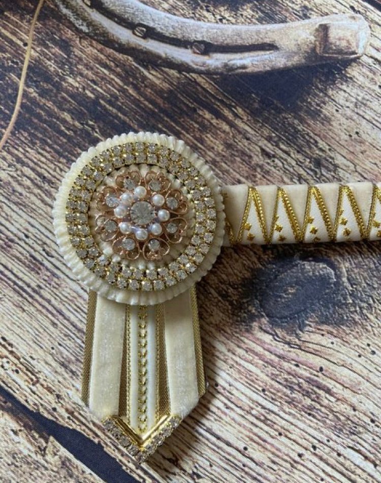 Showing Sparkle tweet media