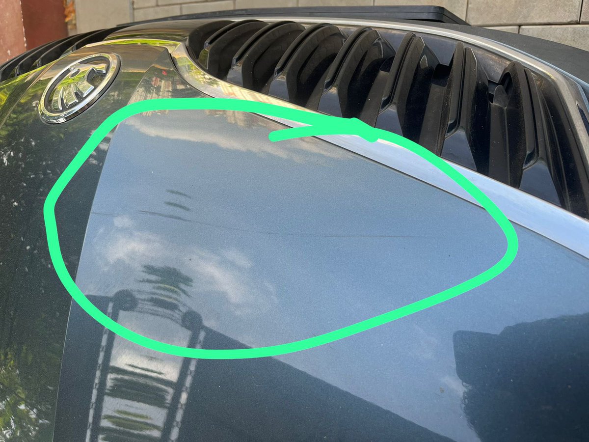 buntys19073579's tweet photo. @SkodaIndia @SKODAIndia_PR @SkodaOwnersIND @skodaindiaclub This is the condition of my car (Skoda Octavia 2.0 TDI AT L&amp;K after service at Tafe Skoda service at Kudlu Gate Bangalore! Please help me https://t.co/w9cSC8J9G2