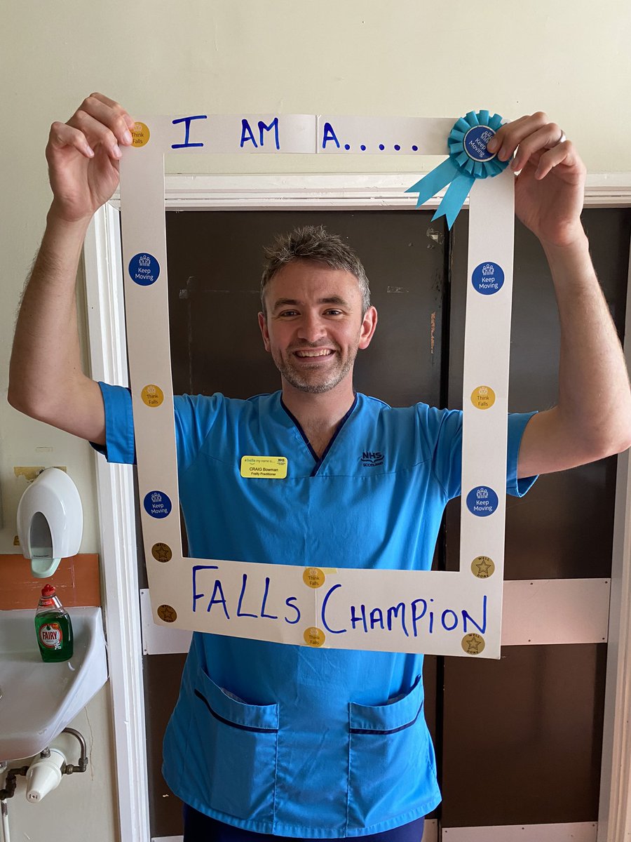ShonaNYB's tweet photo. Thank you @MargaretORour16 @cbowmanphysio, Ailidh & #teamVOL @NHSGGC for all your input,support & raising #FallsAwarenessWeek & throughout the year #fallschampions @laura_dyane @falls_network https://t.co/nwZ67tfHqU
