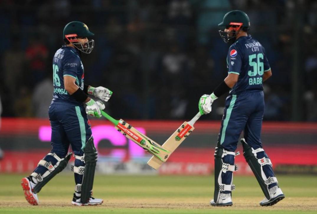 Muhamma31709242's tweet photo. what a inning 🇵🇰👍
#PAKvENG #BabarAzam𓃵 @iMRizwanPak https://t.co/KogukIm0ub