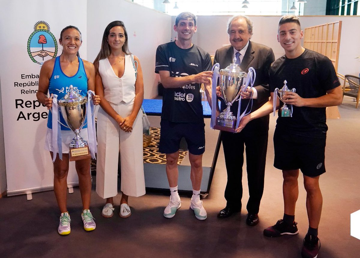 Argentina en España tweet media