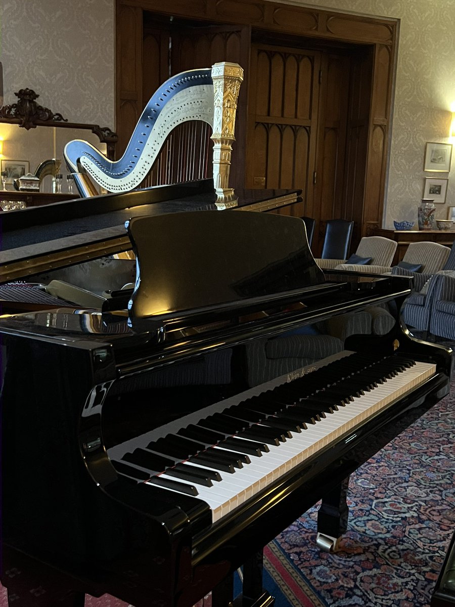 Noson gynta llawn Piantel o ddeuawdau, unawdau a lot o hwyl eto! An evening with Piantel - duets, solos and lots of laughs im sure! Annette Bryn Parri * <a href="/DylanCernyw/">Dylan Cernyw</a>